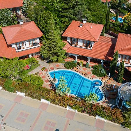 Helena Vip Villas And Suites Sunny Beach Exterior foto