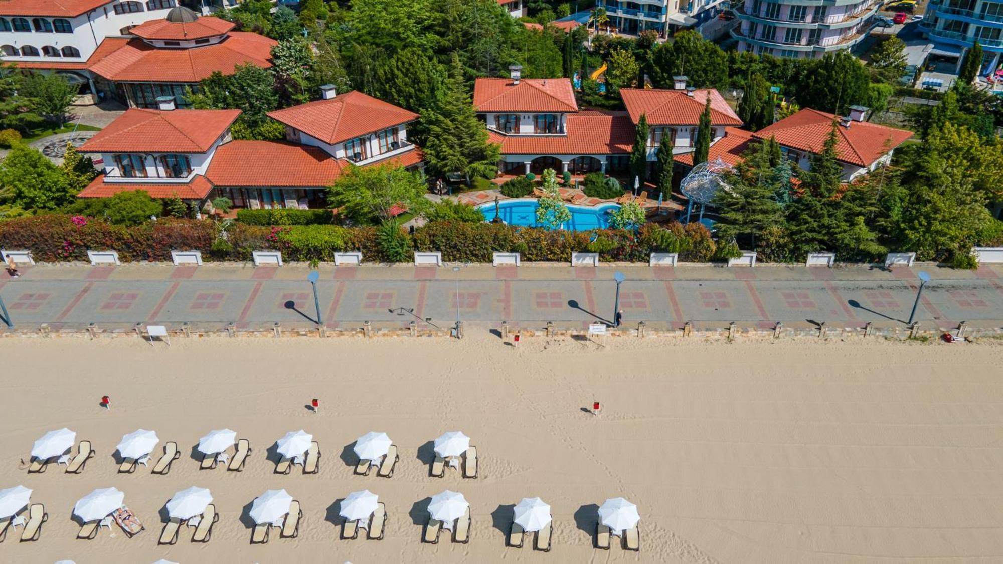 Helena Vip Villas And Suites Sunny Beach Exterior foto